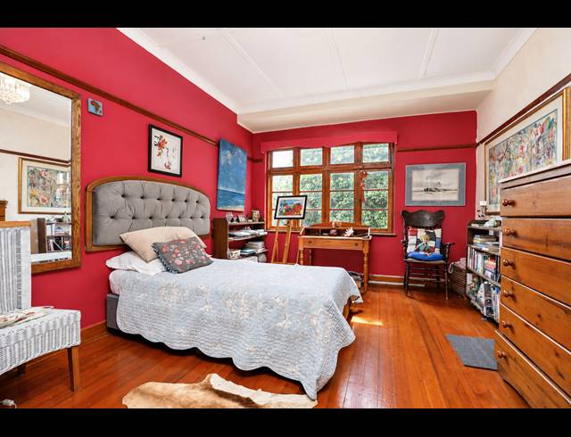3 BEDROOM APARTMENT FOR SALE IN GLENWOOD
